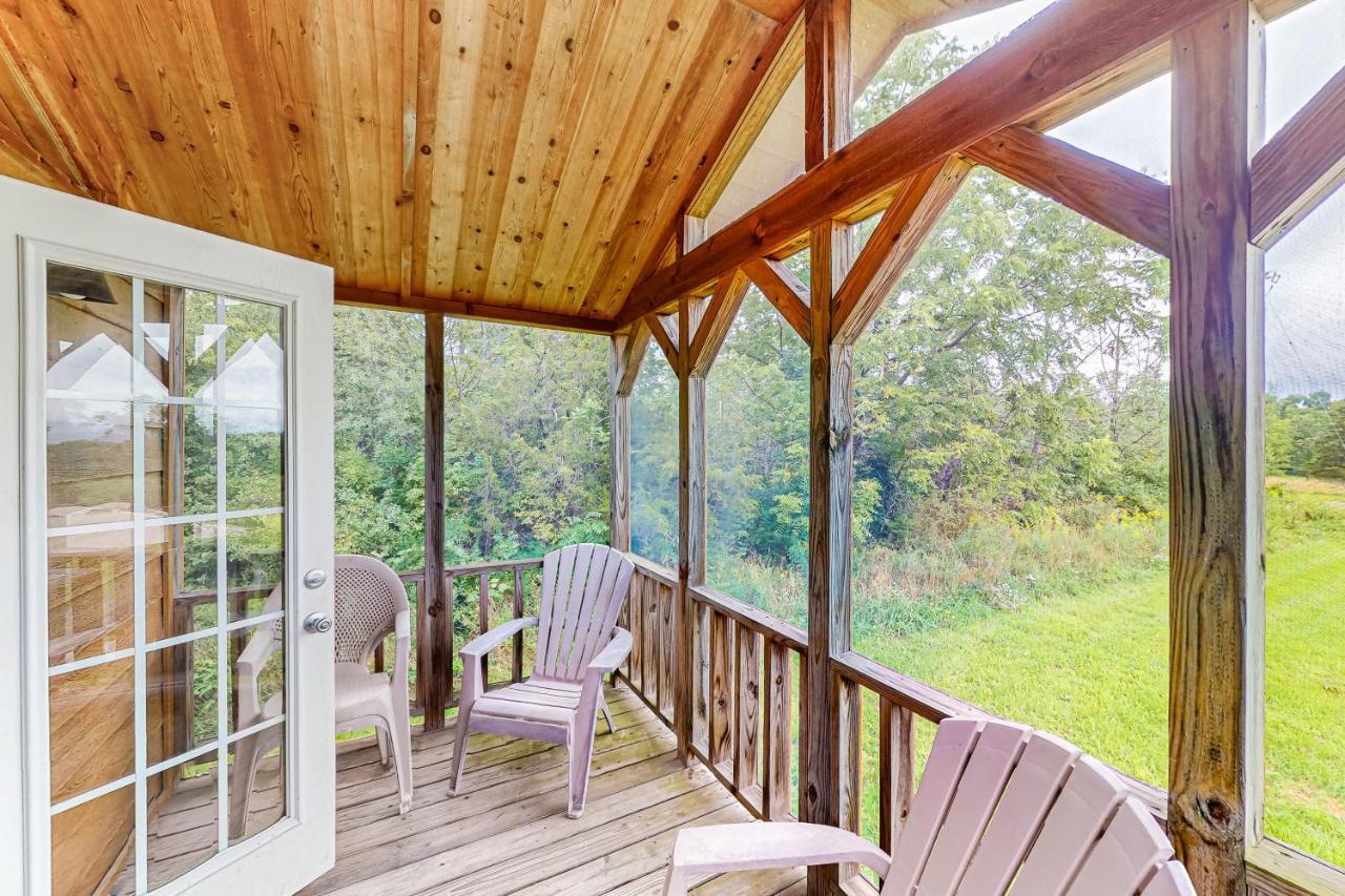 Seneca Lake Serenity Hector Luaran gambar